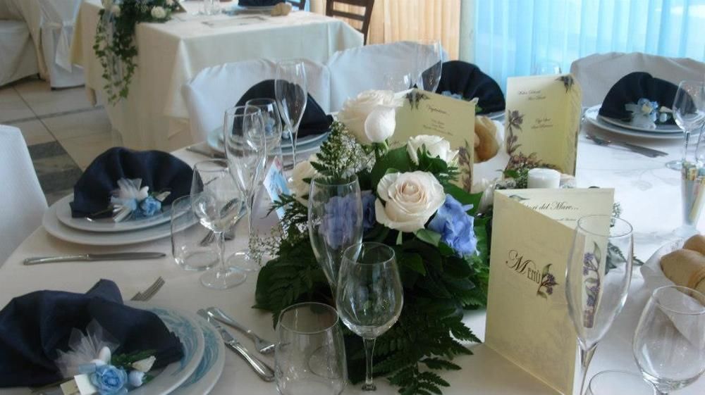Hotel Ristorante Il Grillo Аккуавіва-Пічена Екстер'єр фото