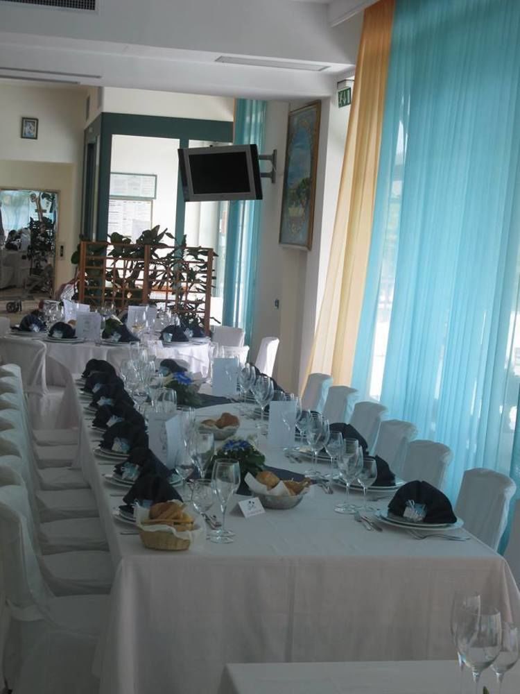 Hotel Ristorante Il Grillo Аккуавіва-Пічена Екстер'єр фото